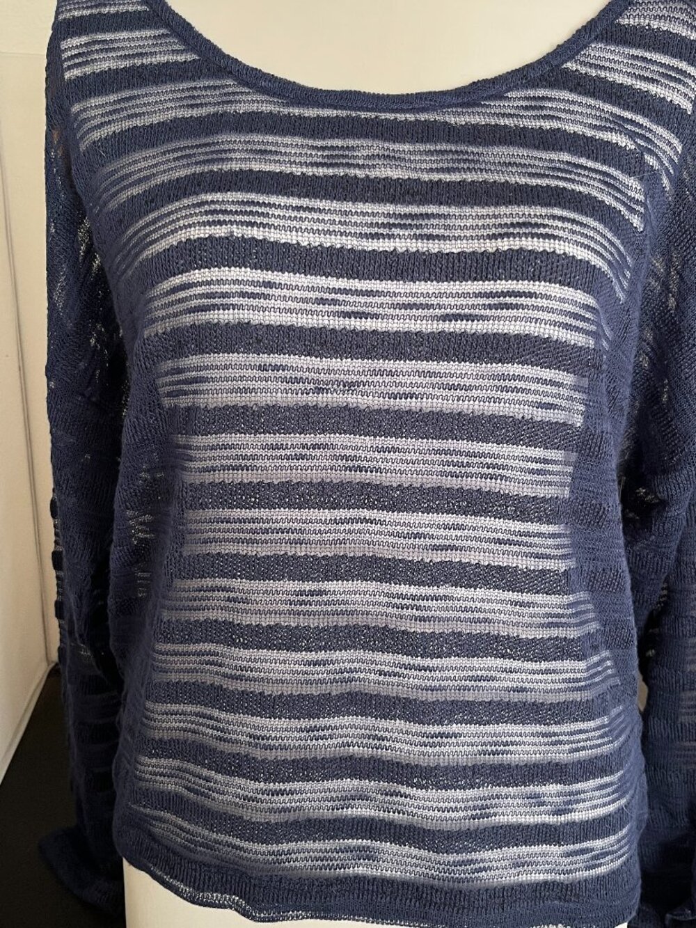 Lt Weight Knit Top